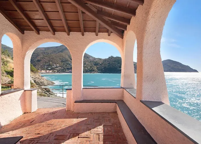 Del Sole Villa Bonassola